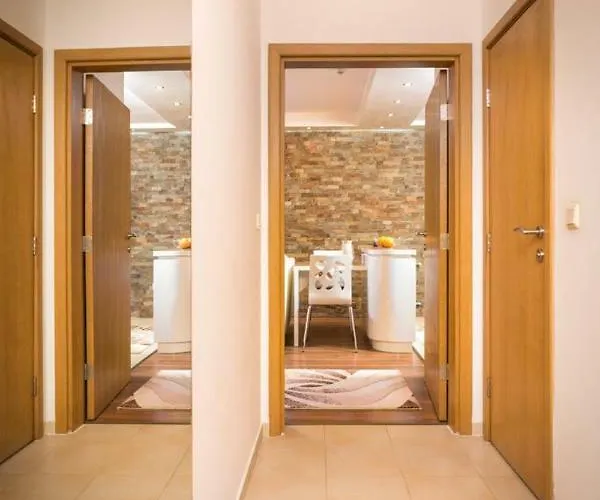 And Cozy Flat In The Center Sófia