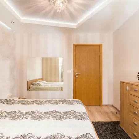 And Cozy Flat In The Center شقة